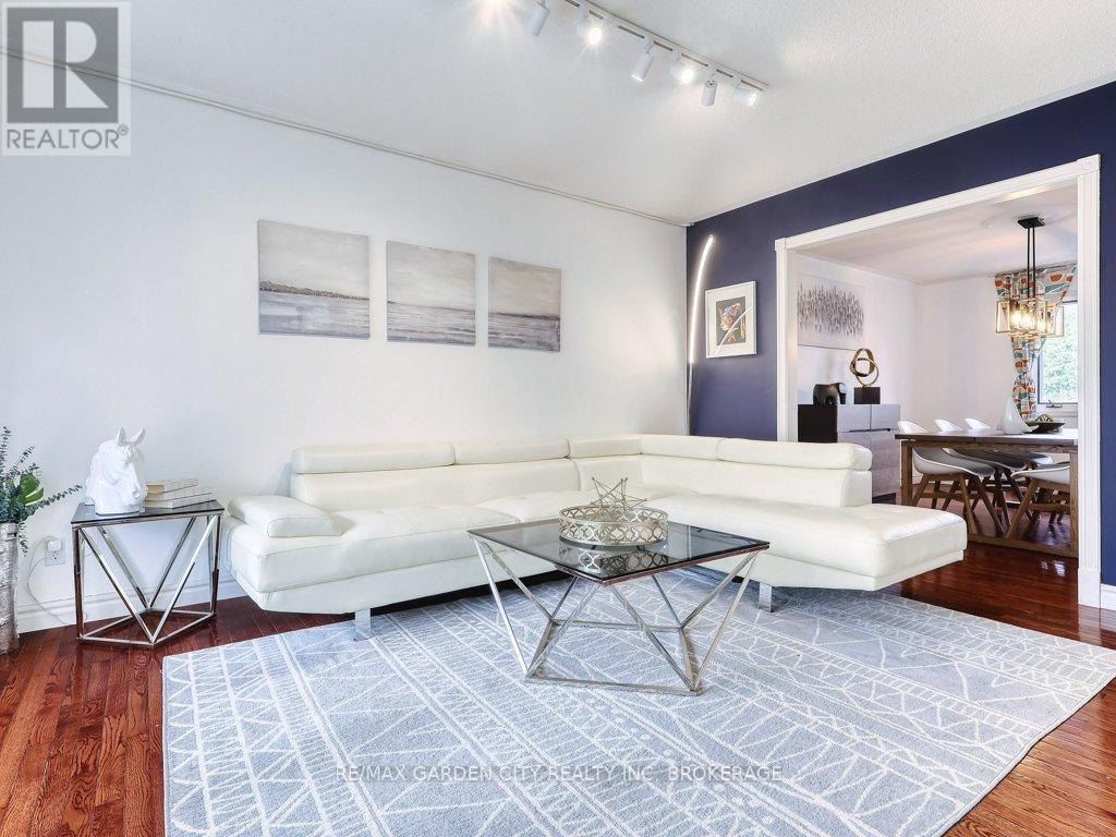 20 Consiglia Drive Property Photo 8