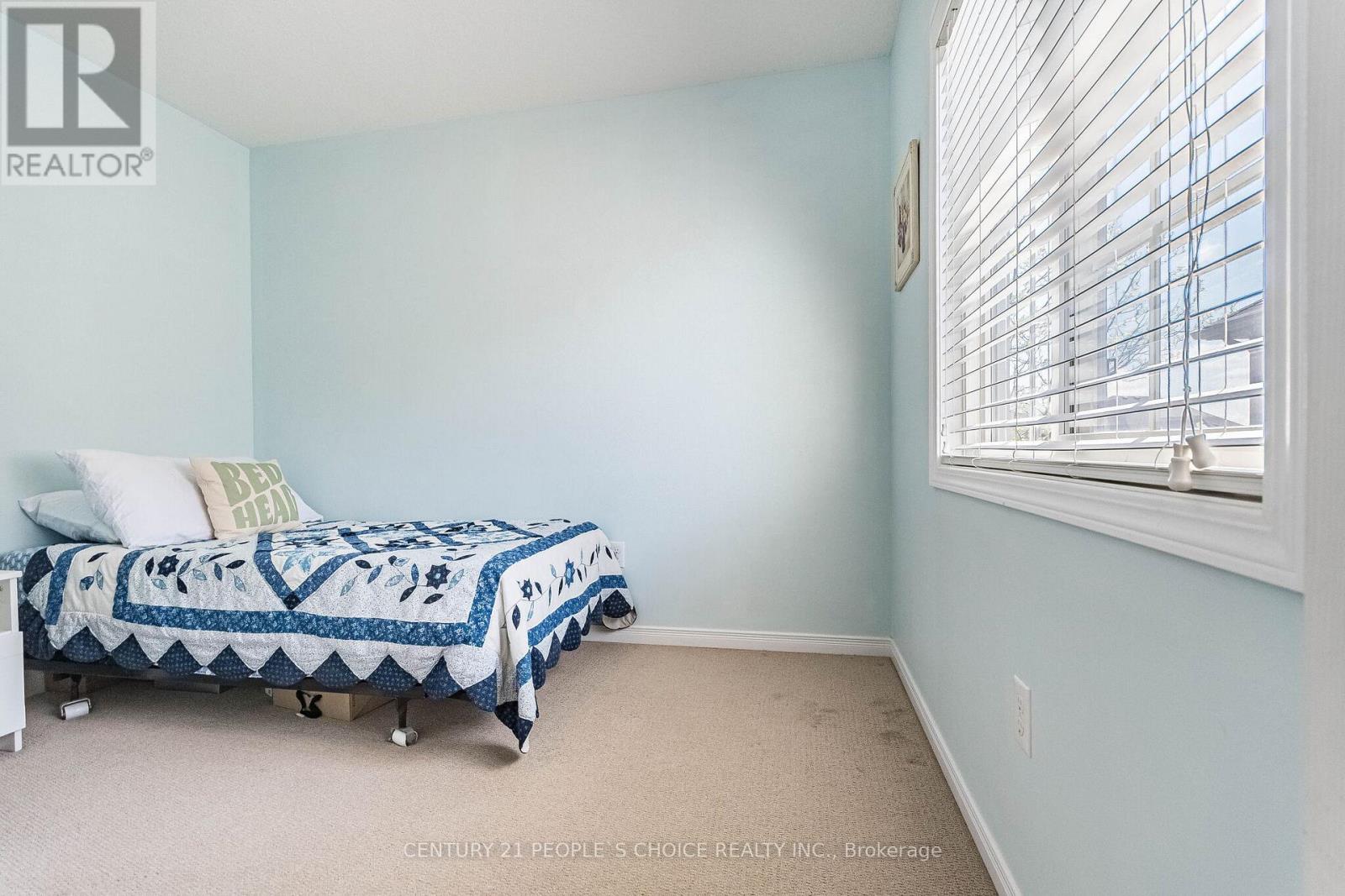 9 - 35 Mountford Drive Property Photo 32