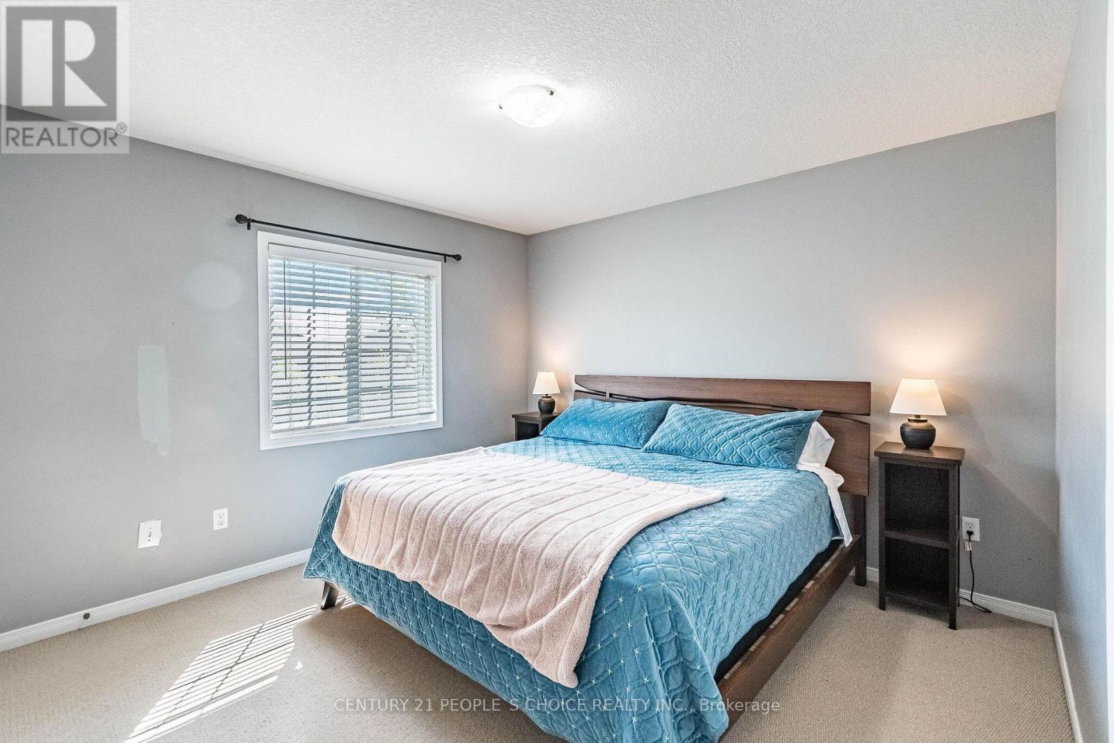 9 - 35 Mountford Drive Property Photo 45