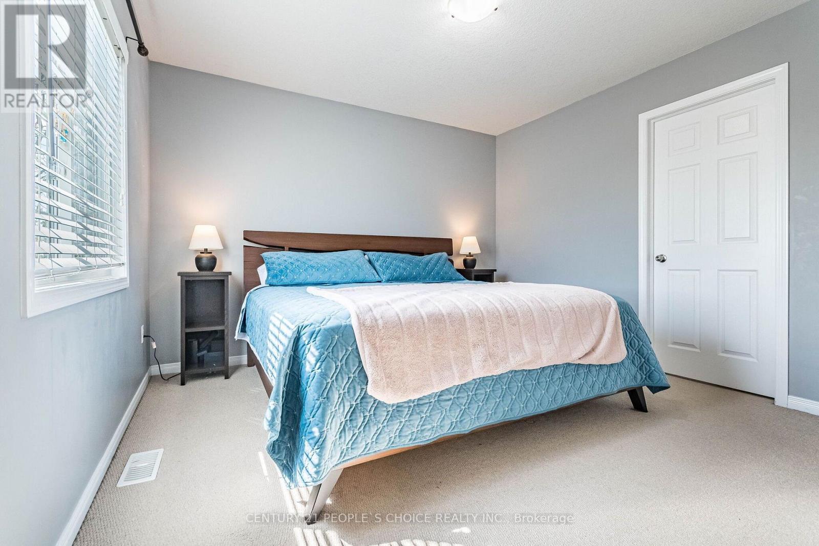 9 - 35 Mountford Drive Property Photo 46