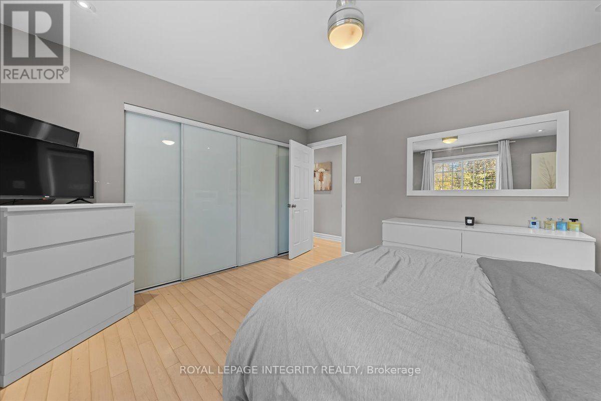 3073 Old Montreal Road Property Photo 18