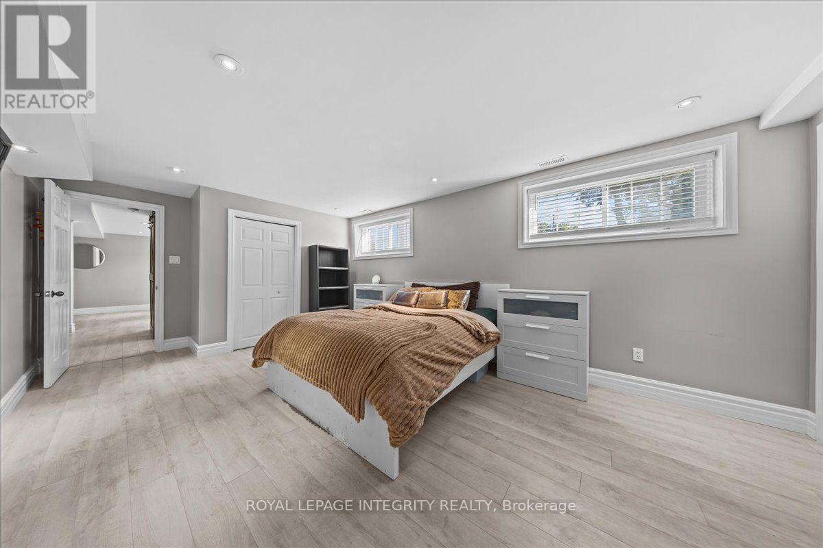 3073 Old Montreal Road Property Photo 27