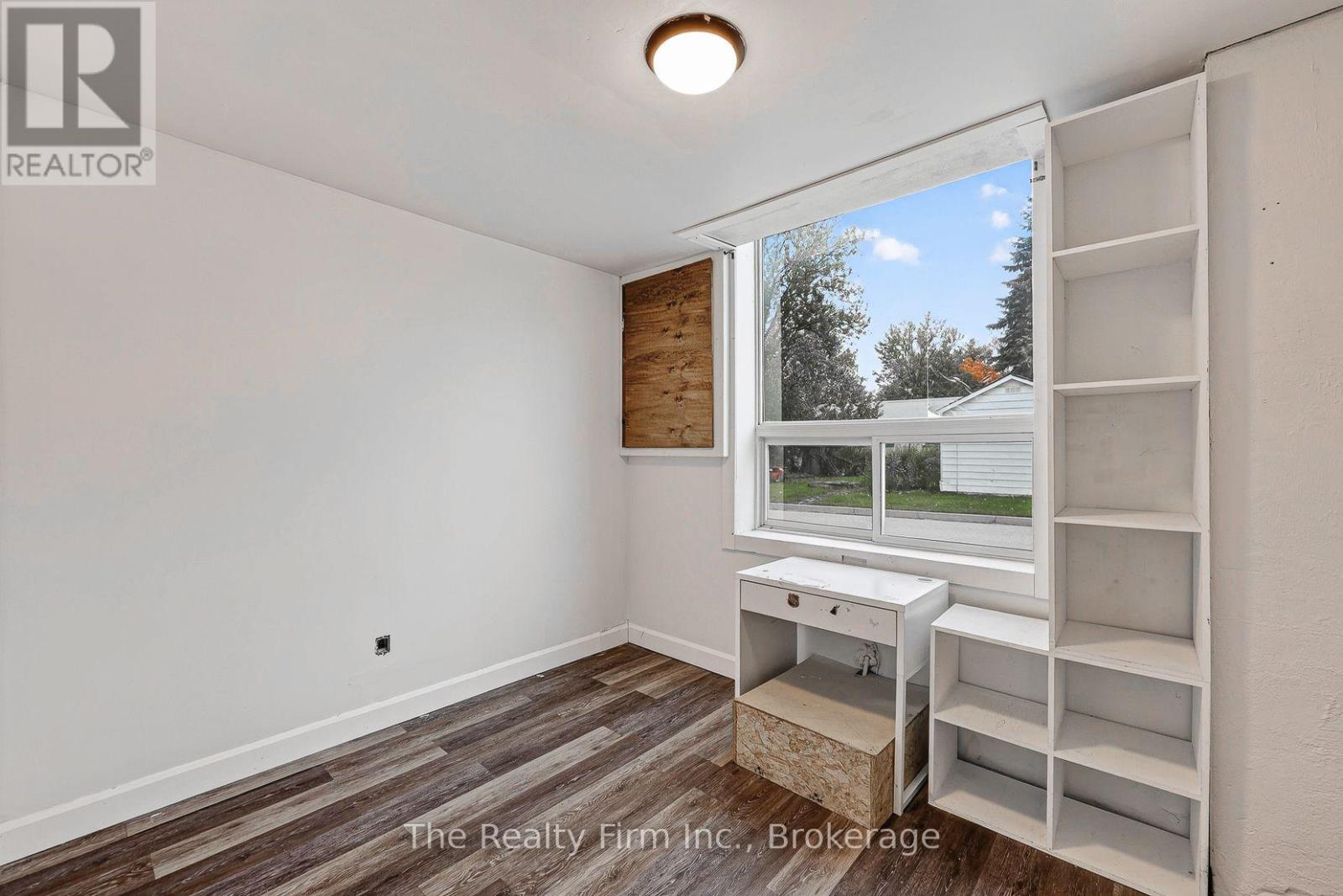 141 Blandford Street Property Photo 9
