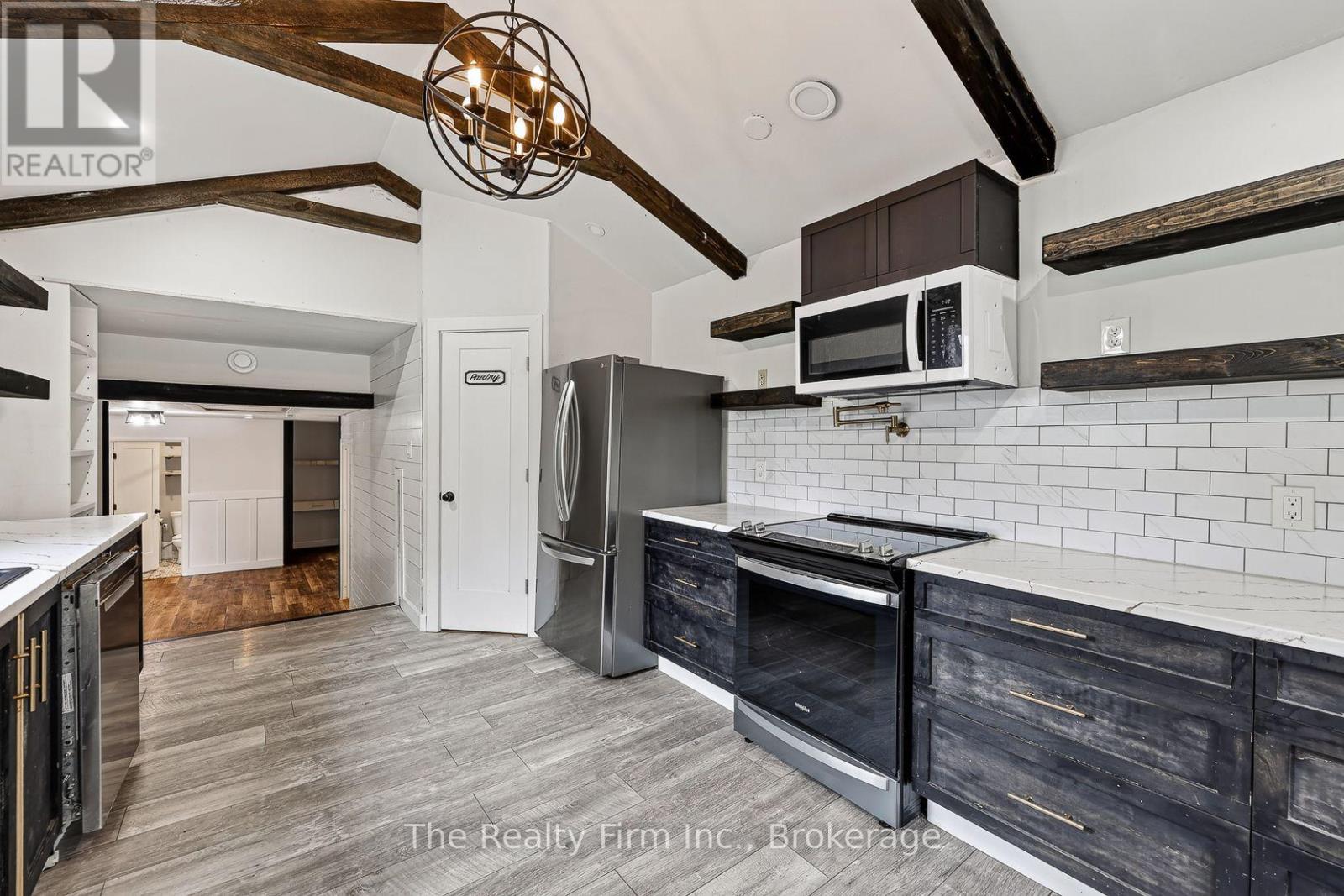 141 Blandford Street Property Photo 16
