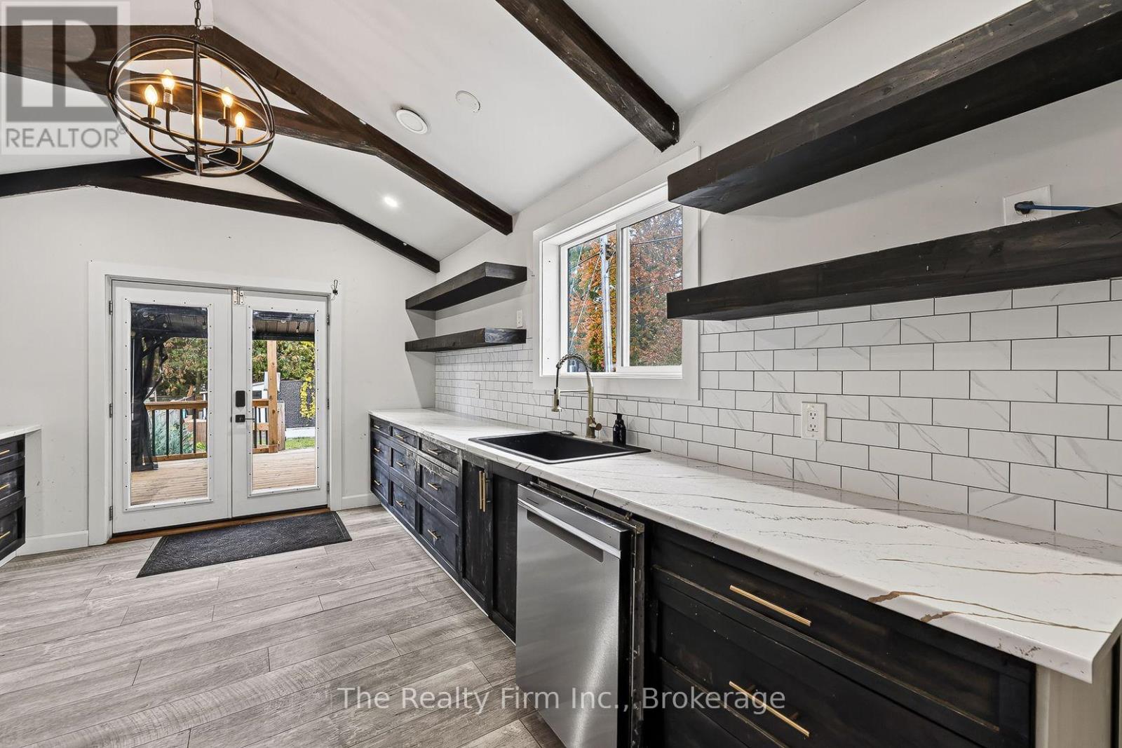 141 Blandford Street Property Photo 18