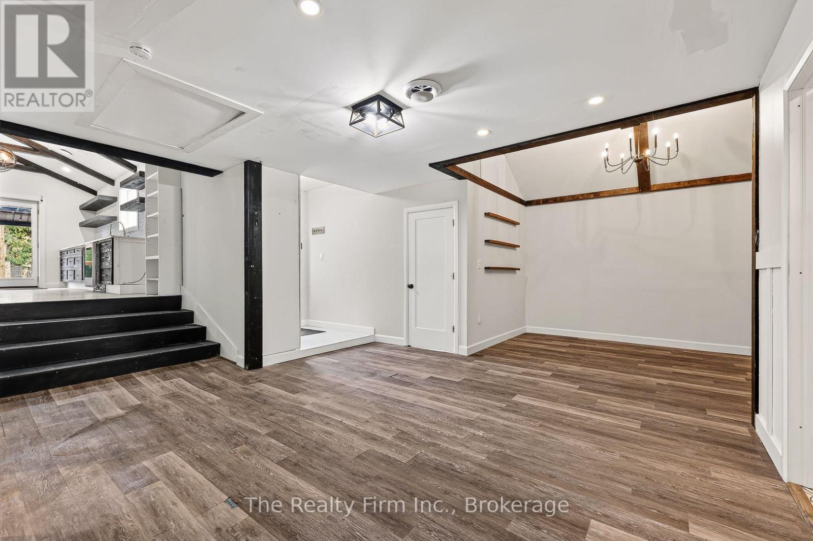 141 Blandford Street Property Photo 20