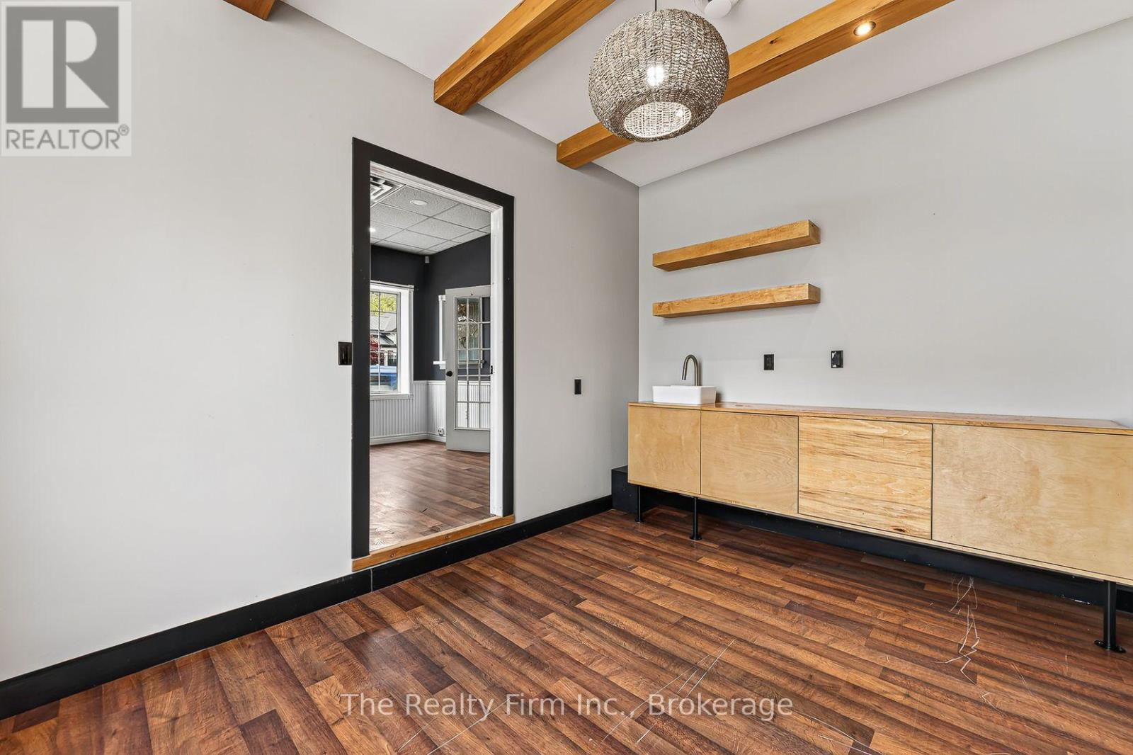 141 Blandford Street Property Photo 21