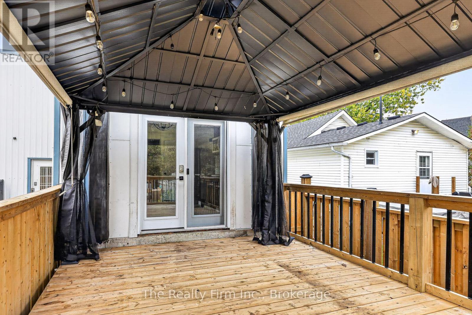141 Blandford Street Property Photo 30