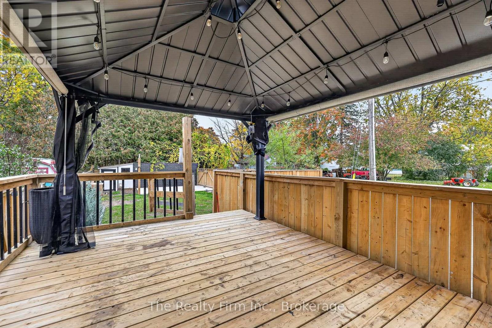 141 Blandford Street Property Photo 31
