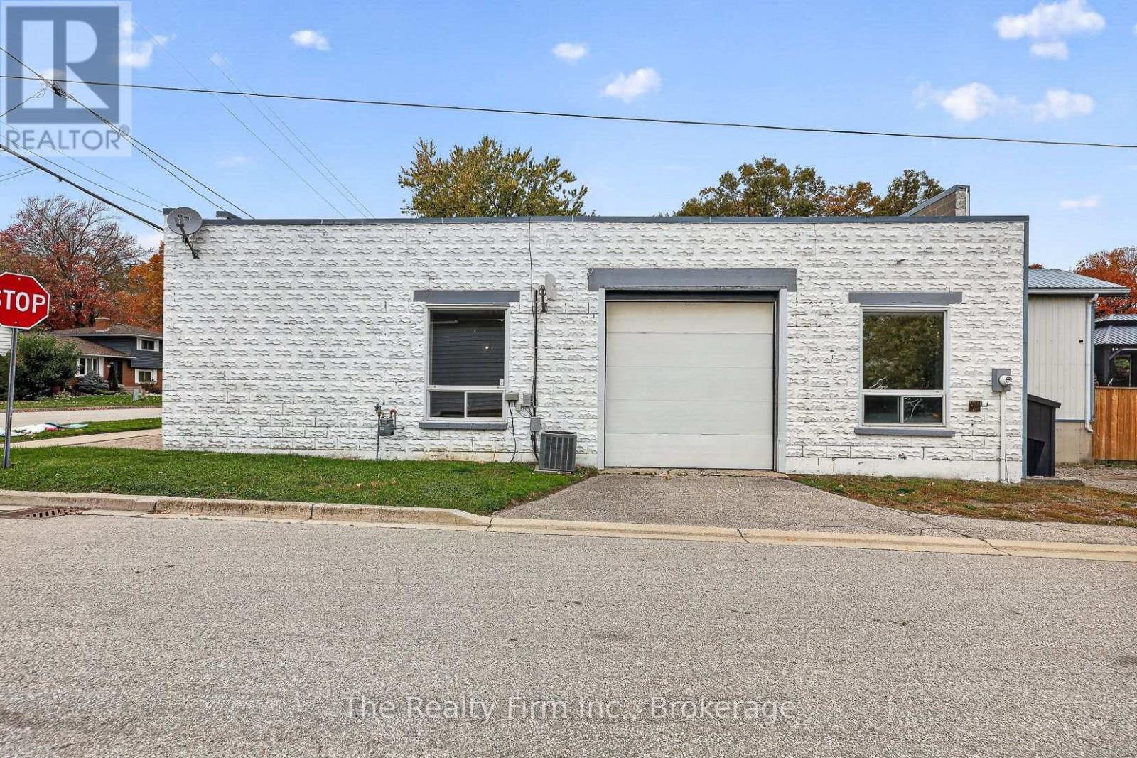 141 Blandford Street Property Photo 38