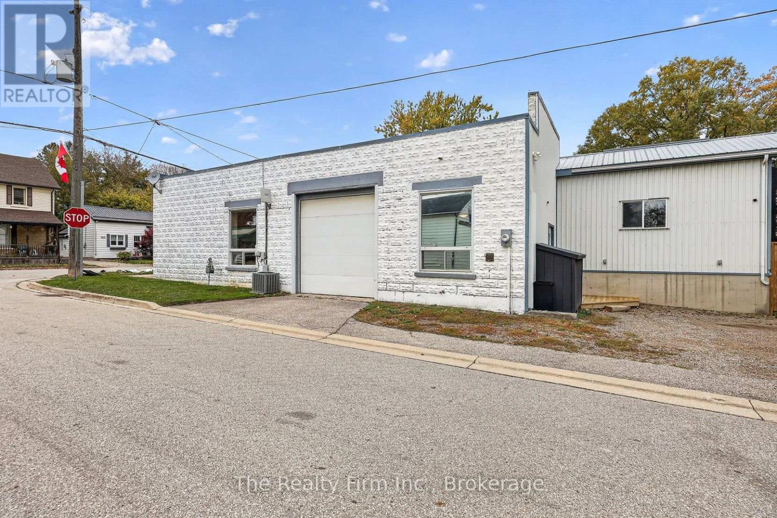 141 Blandford Street Property Photo 42