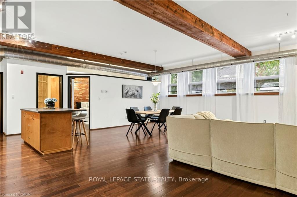 13 - 357 Hunter Street W Property Photo 16