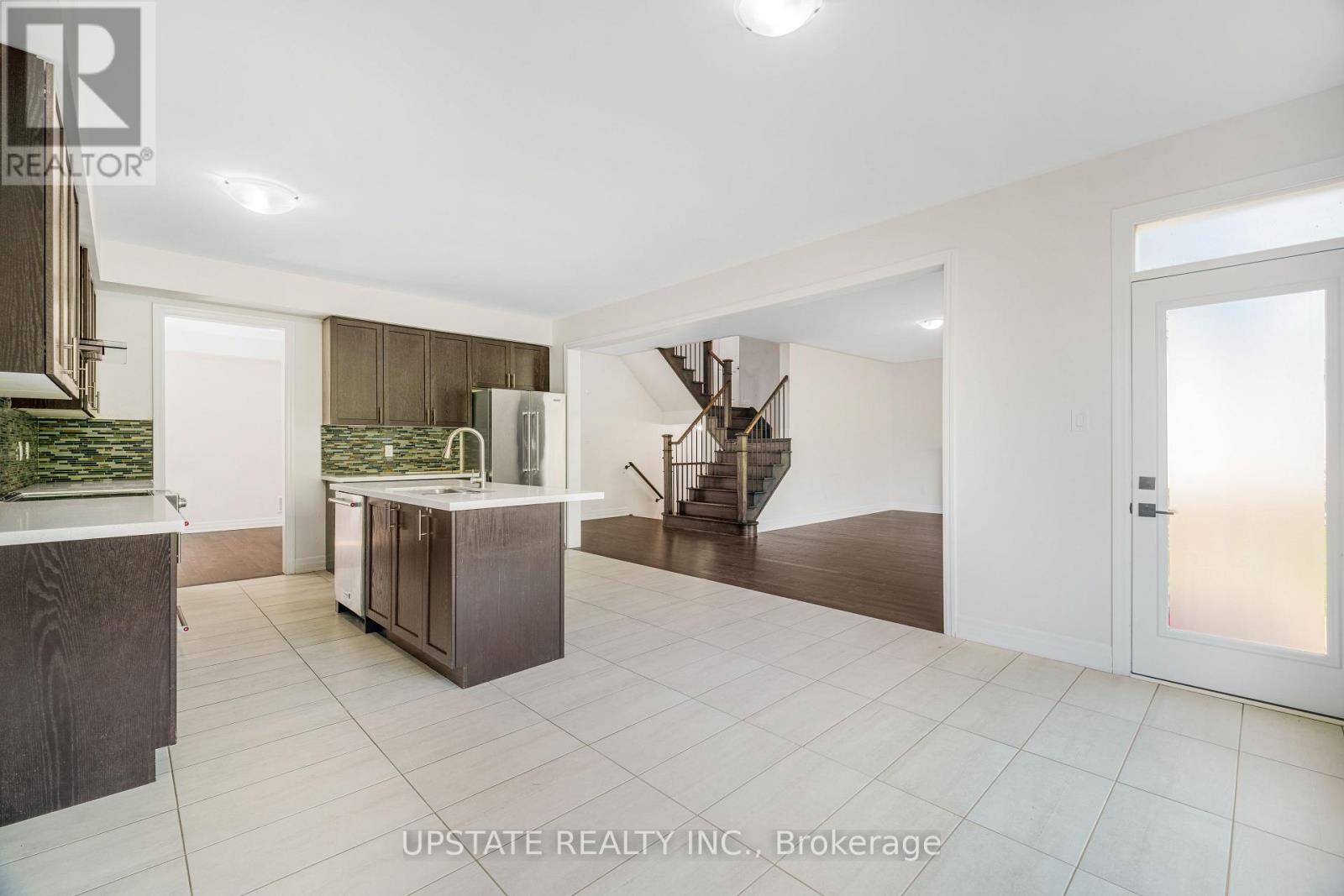 9218 White Oak Avenue N Property Photo 21