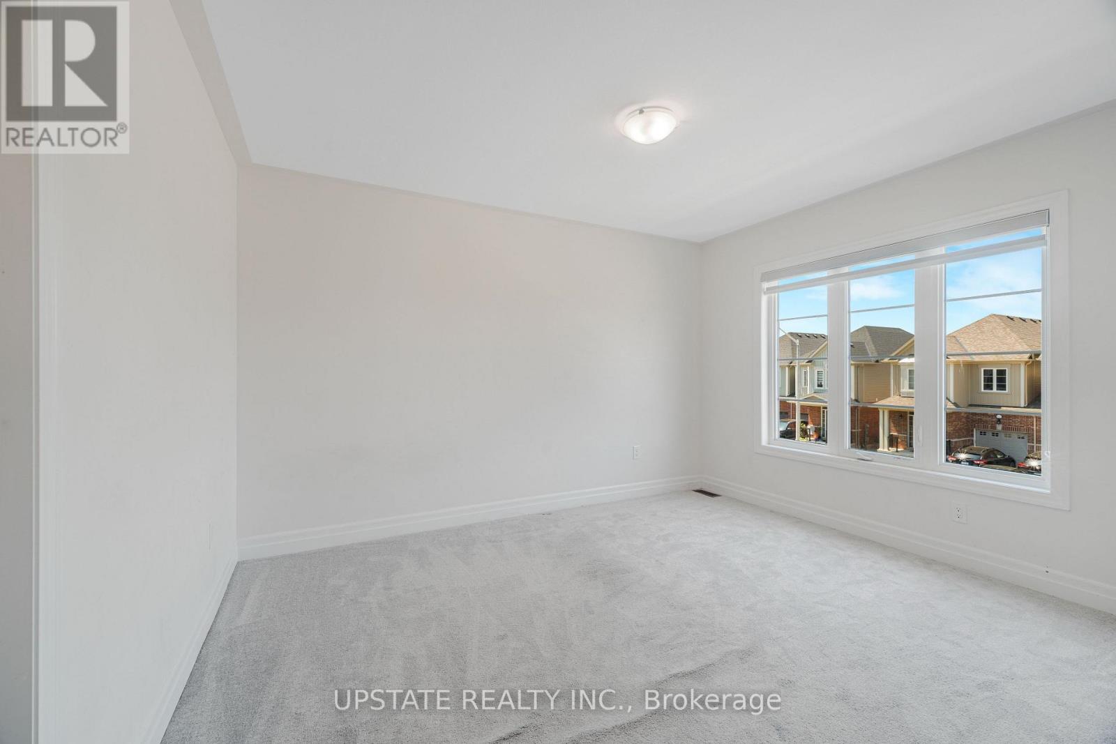 9218 White Oak Avenue N Property Photo 33