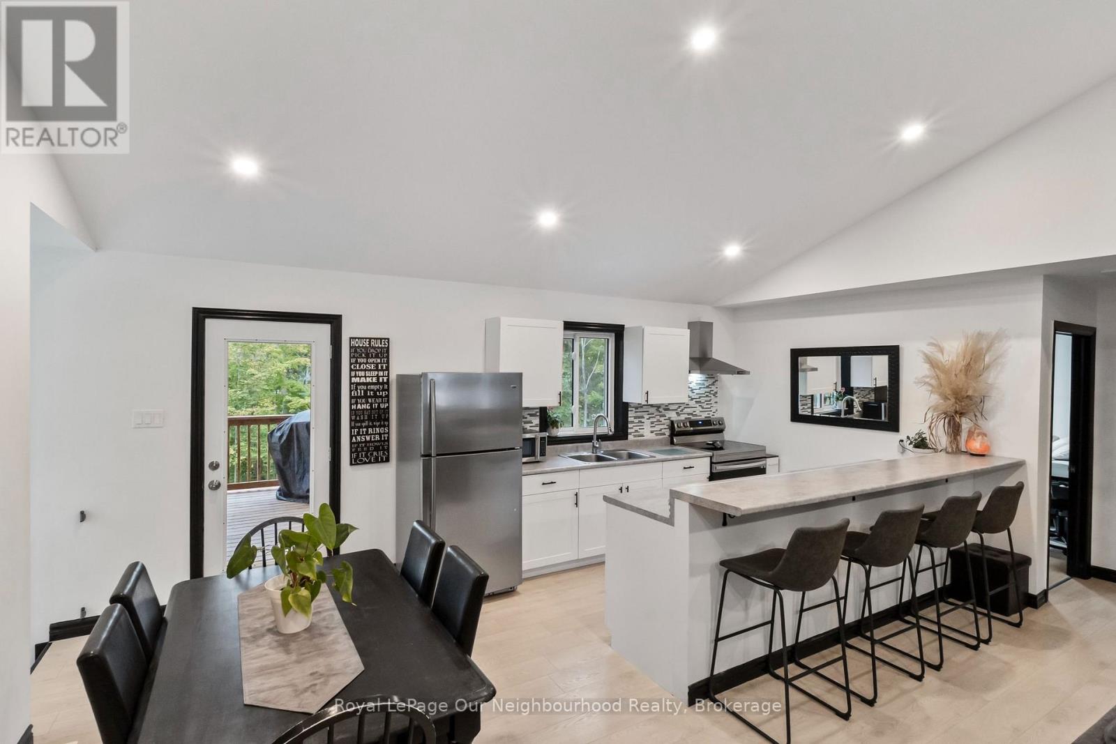 9 Cedar Hill Road Property Photo 11
