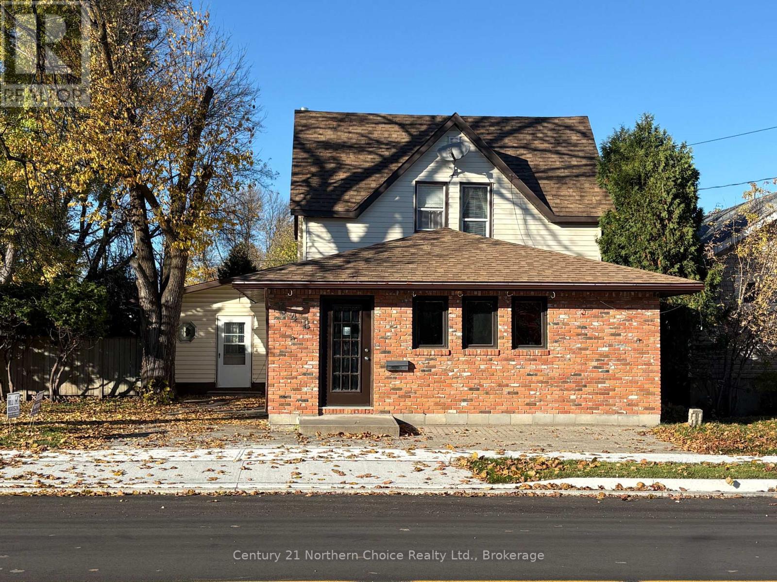 648 Scott Street Property Photo 1