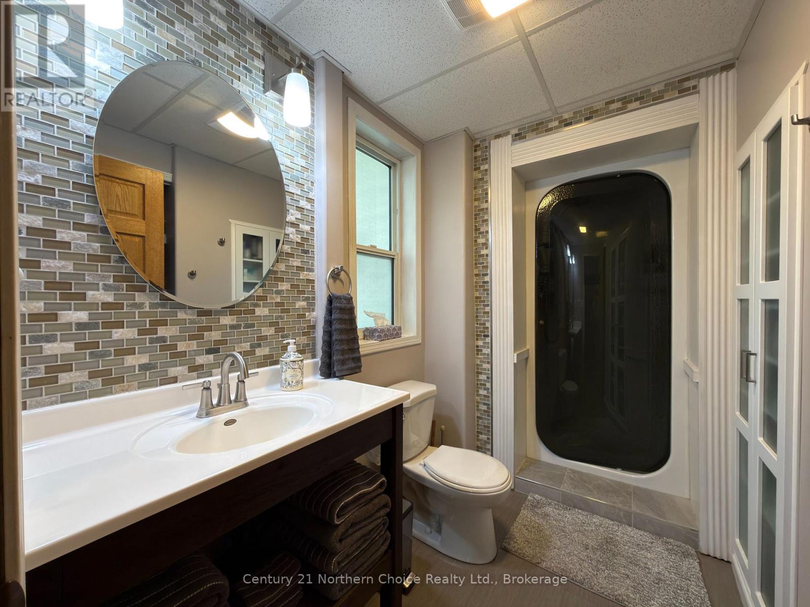648 Scott Street Property Photo 20