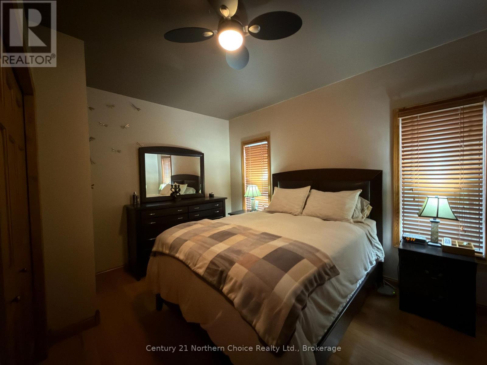 648 Scott Street Property Photo 21