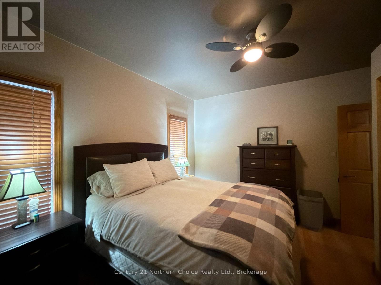 648 Scott Street Property Photo 22