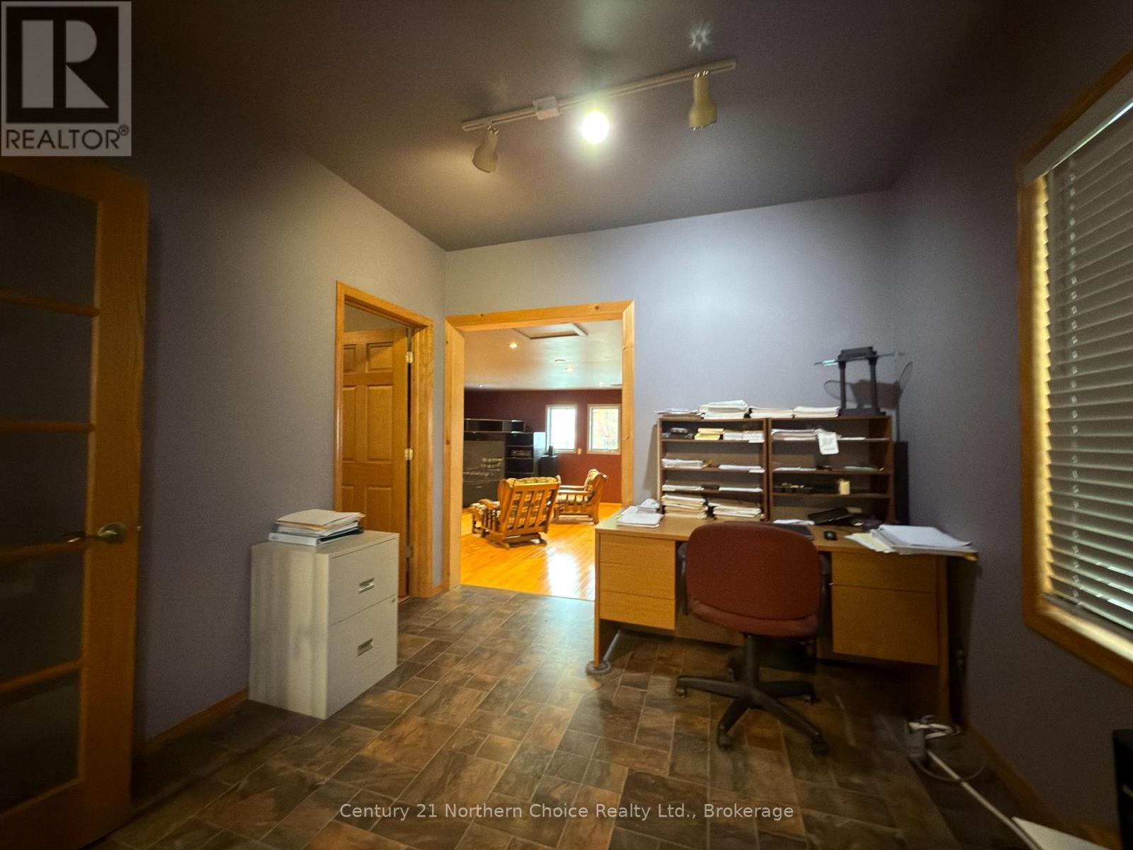 648 Scott Street Property Photo 26