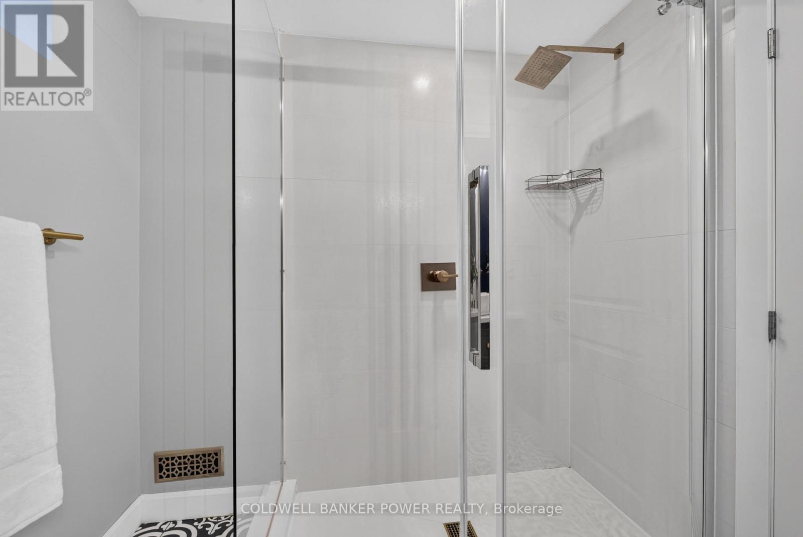 34 Algonquin Crescent Property Photo 31