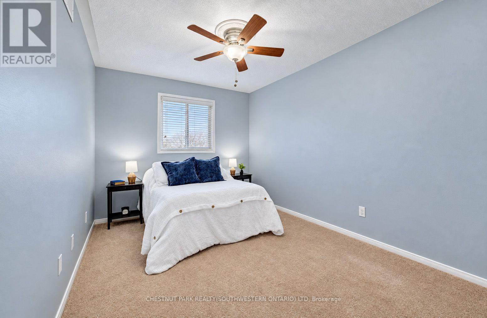 24 White Sands Court Property Photo 22