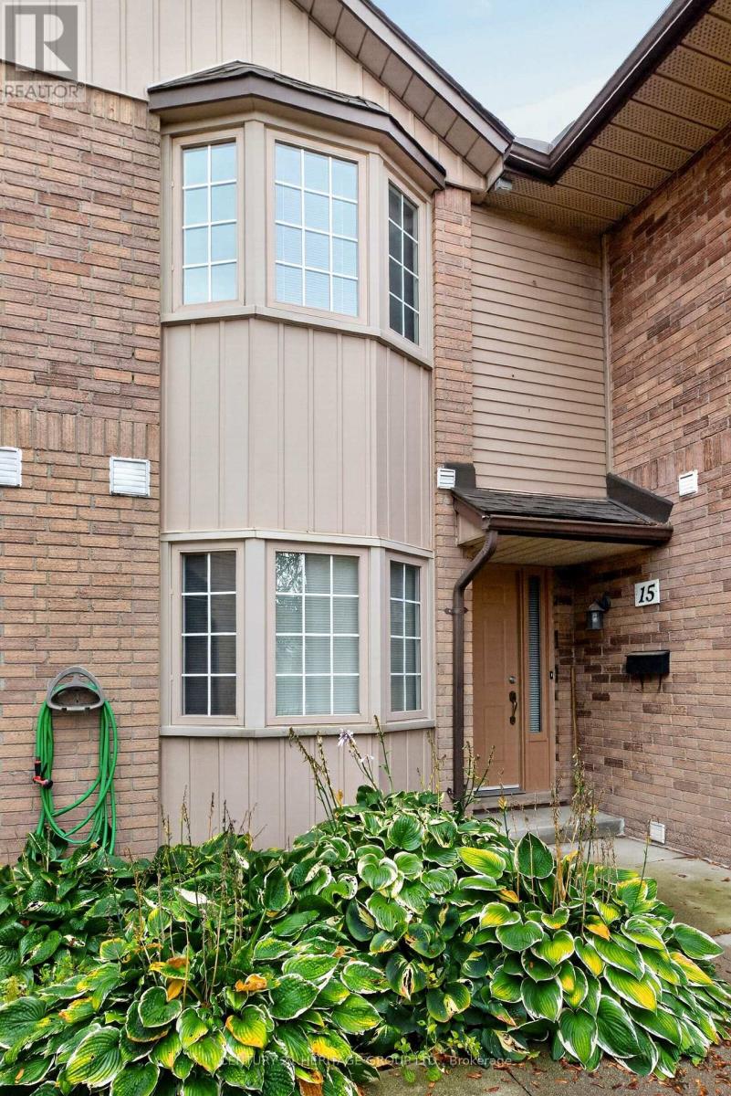 15 - 38 Elora Drive Property Photo 3