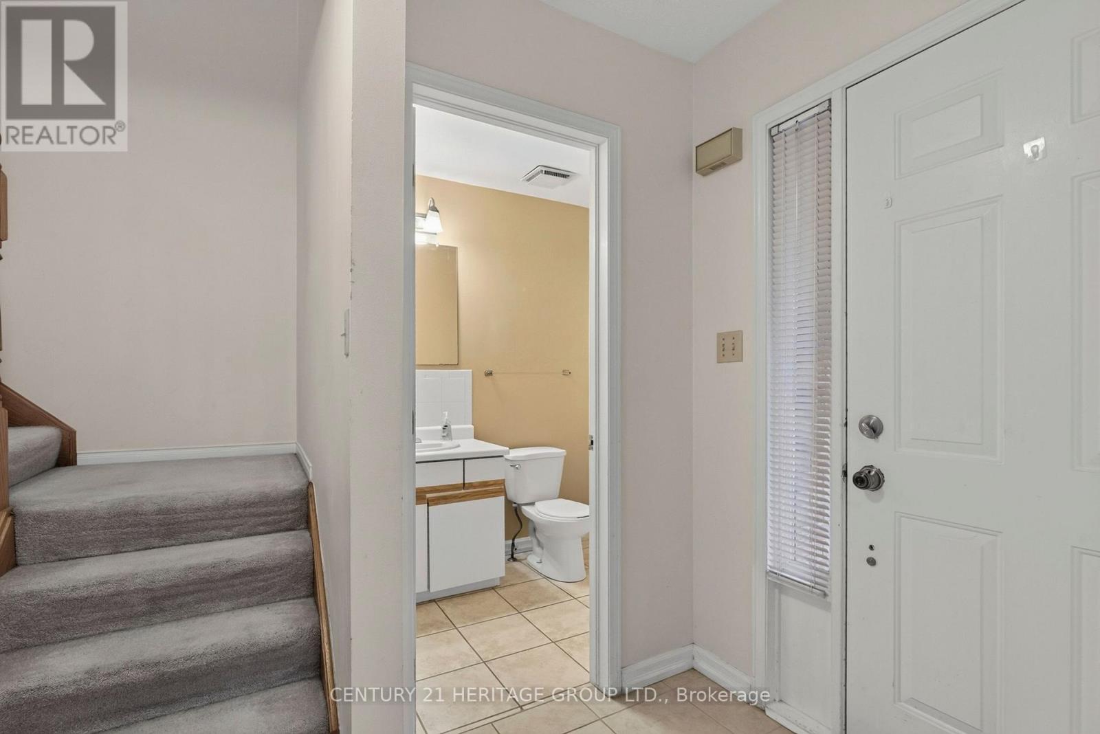 15 - 38 Elora Drive Property Photo 6