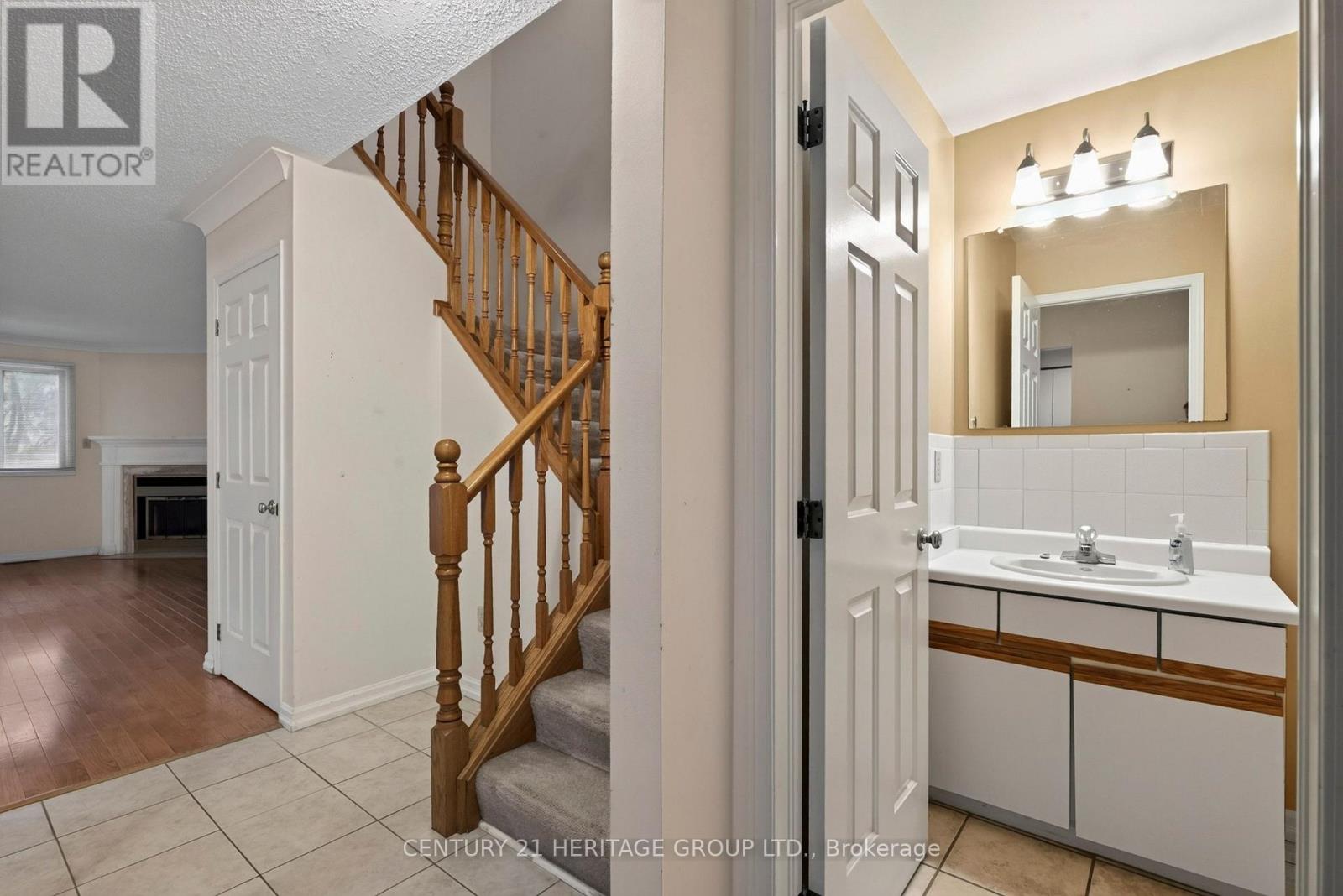 15 - 38 Elora Drive Property Photo 7