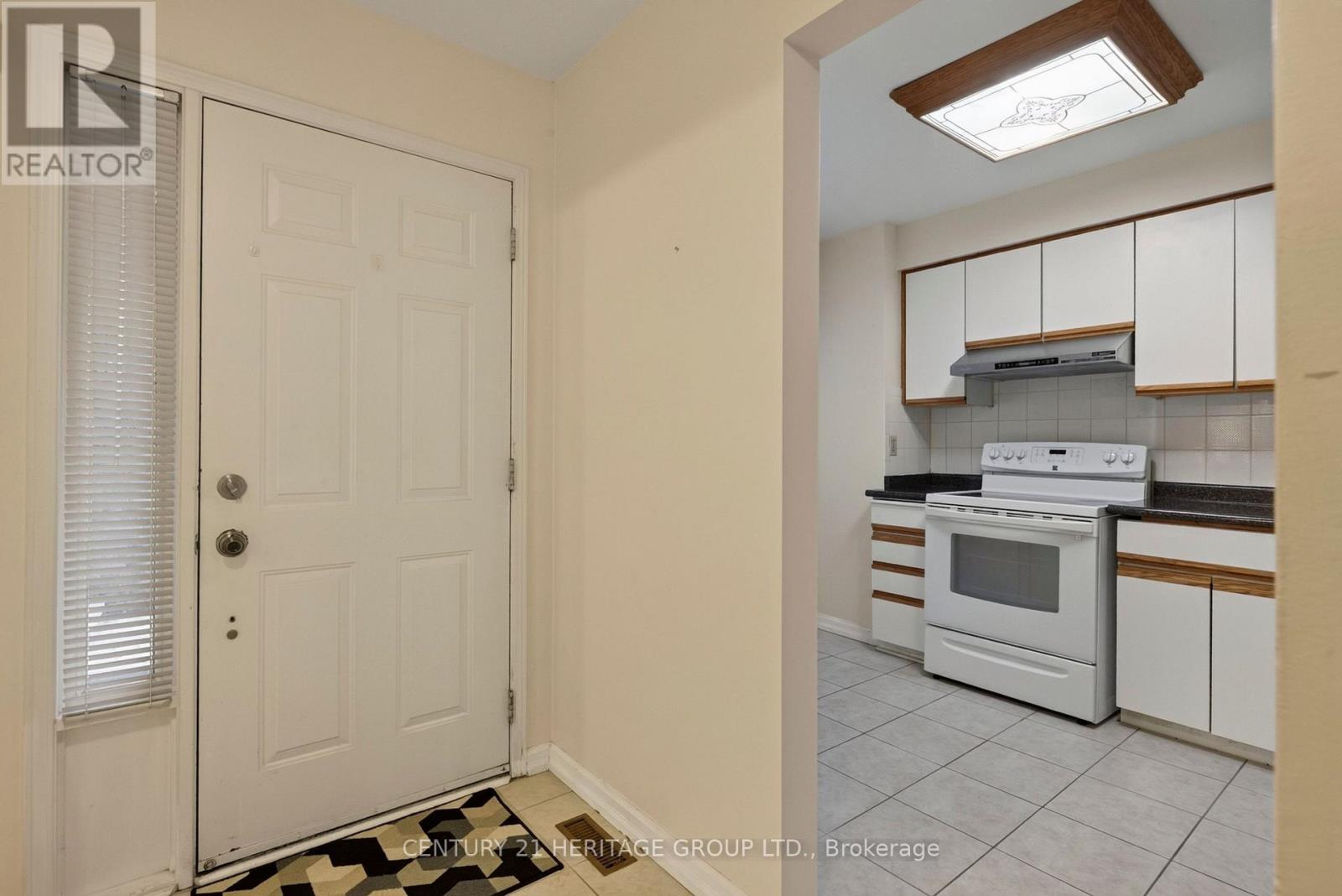 15 - 38 Elora Drive Property Photo 9