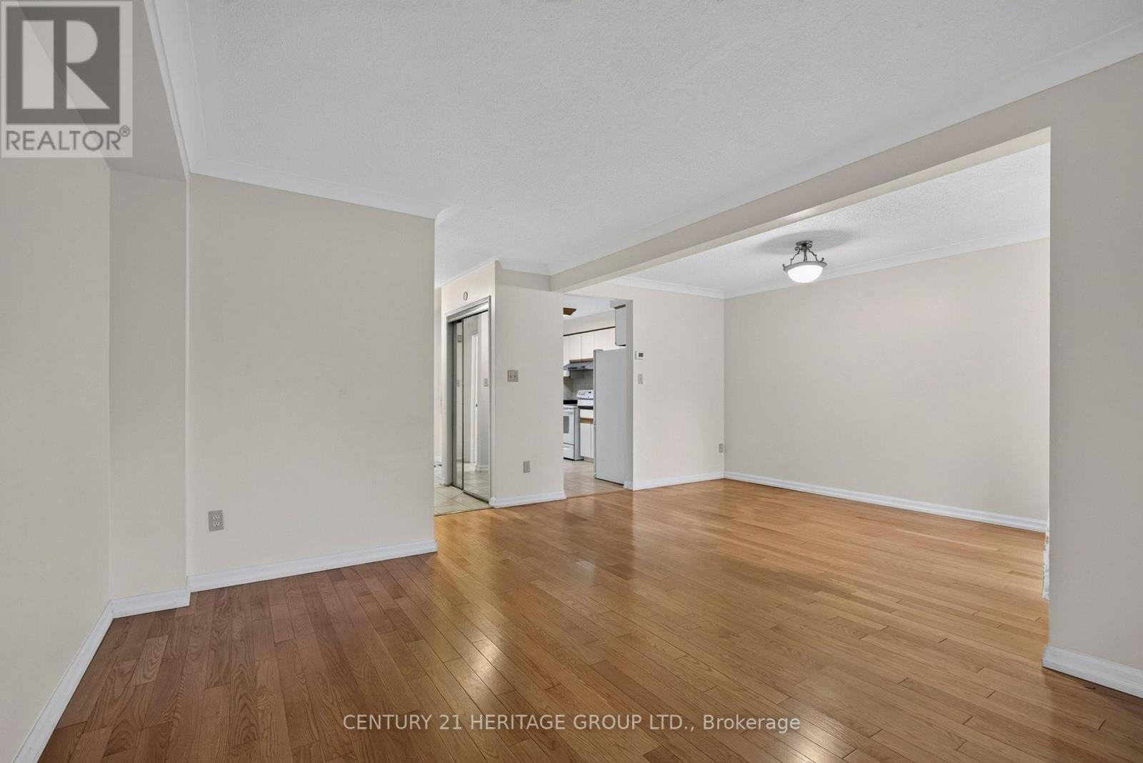15 - 38 Elora Drive Property Photo 12