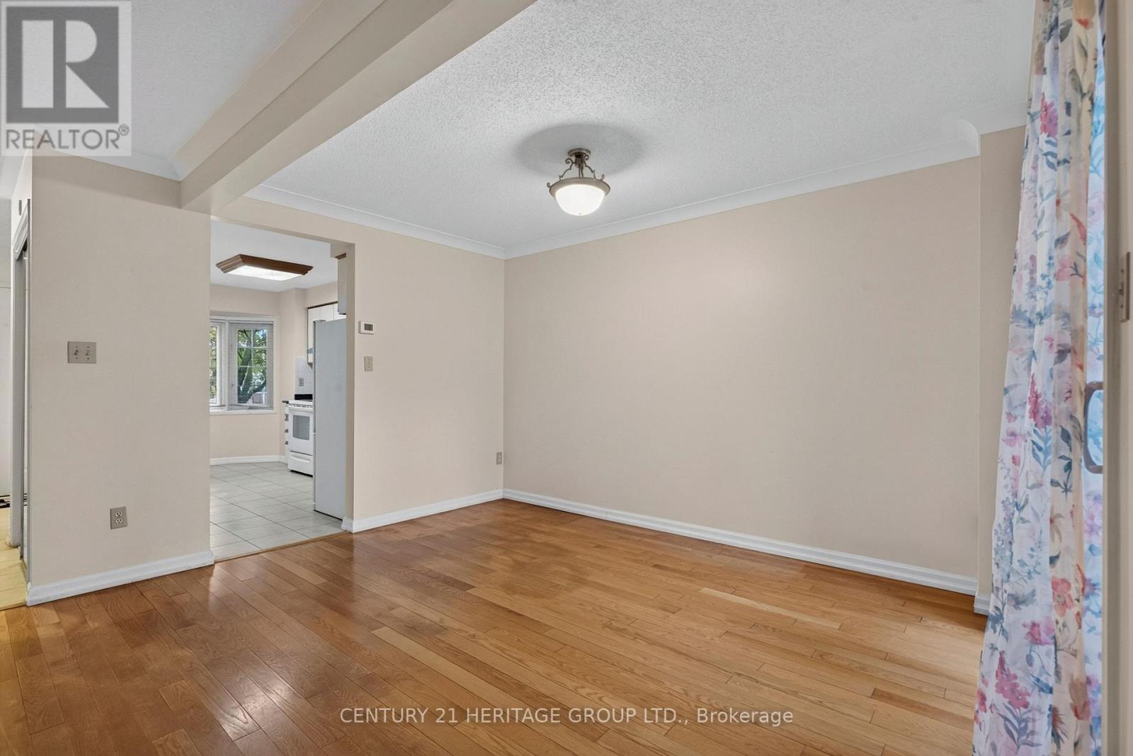 15 - 38 Elora Drive Property Photo 14