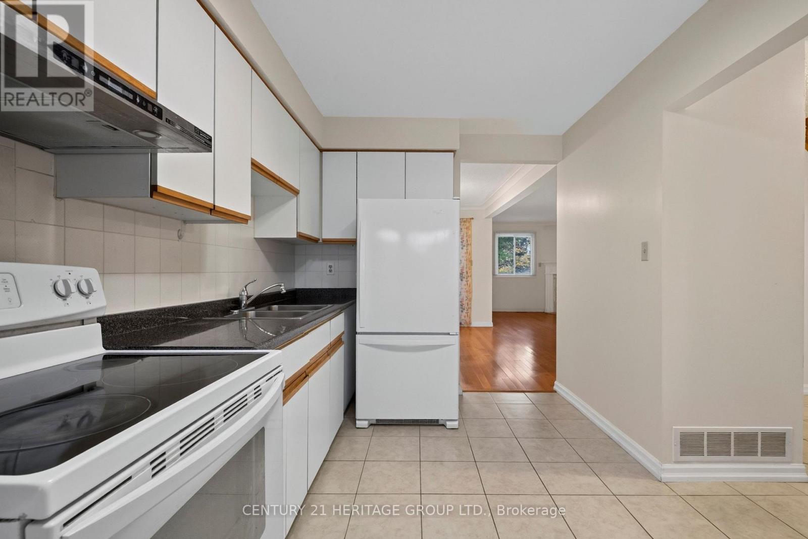 15 - 38 Elora Drive Property Photo 21
