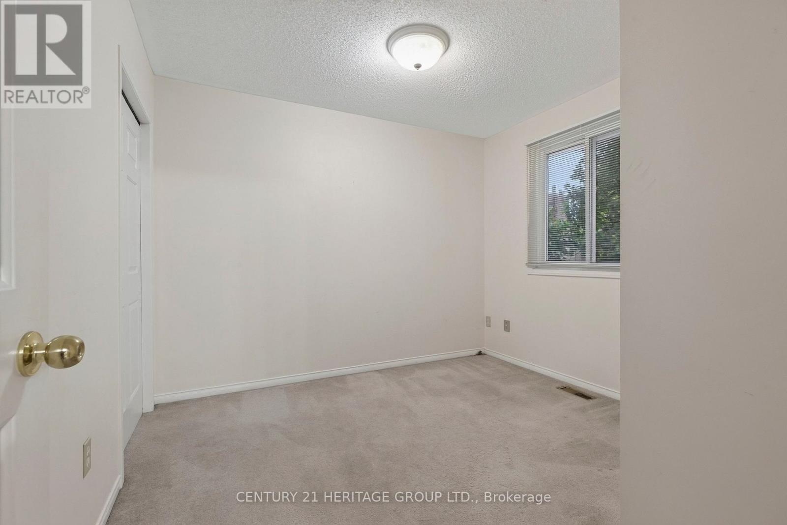 15 - 38 Elora Drive Property Photo 27