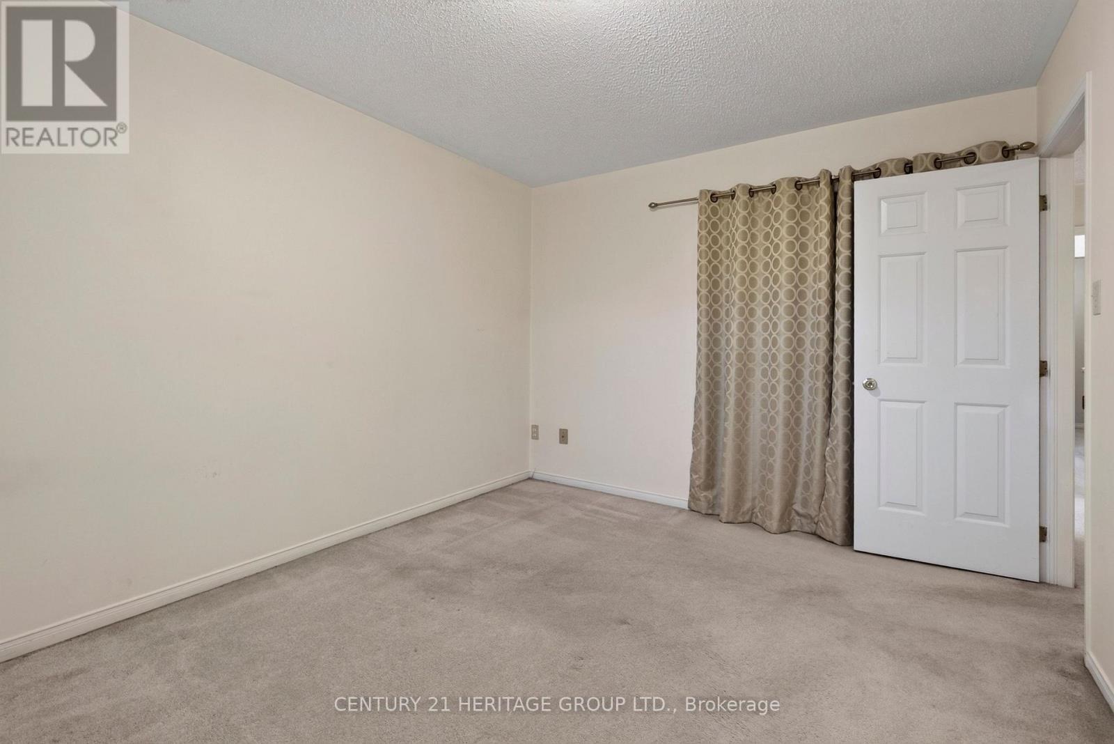 15 - 38 Elora Drive Property Photo 36