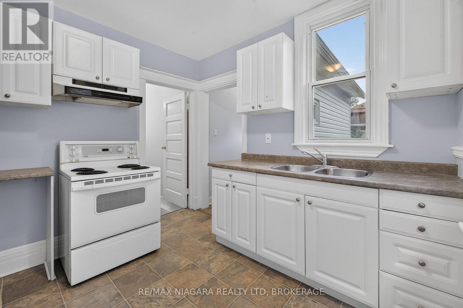 44 Lowell Avenue Property Photo 17