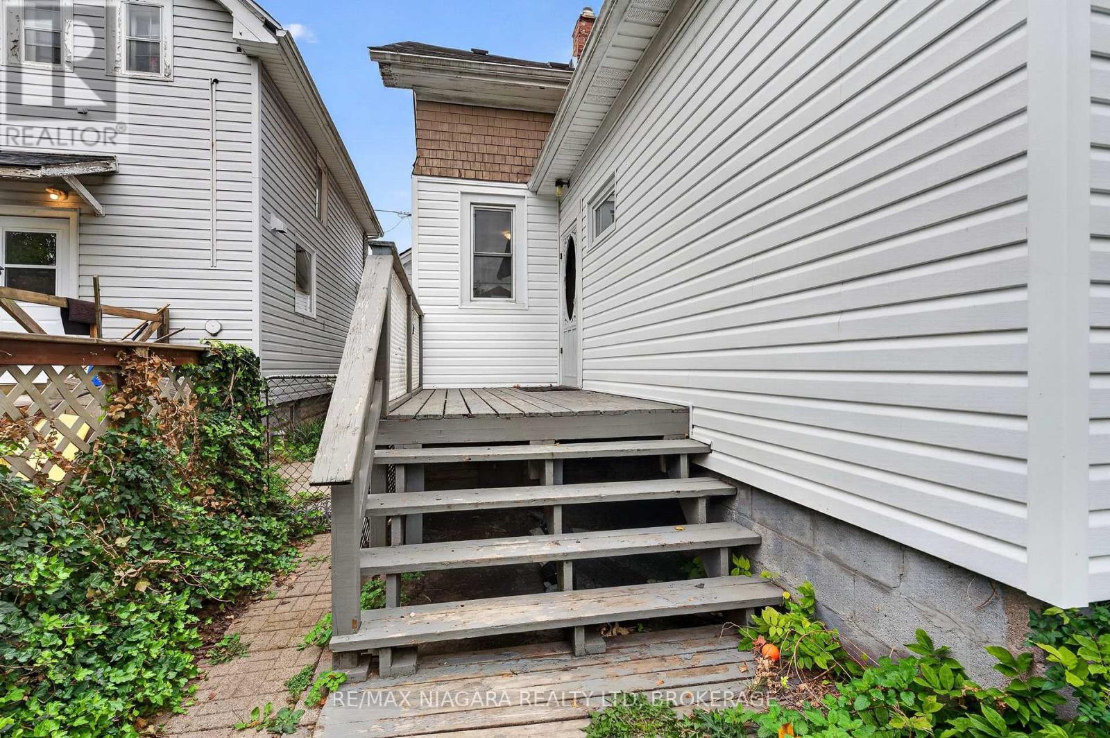 44 Lowell Avenue Property Photo 25