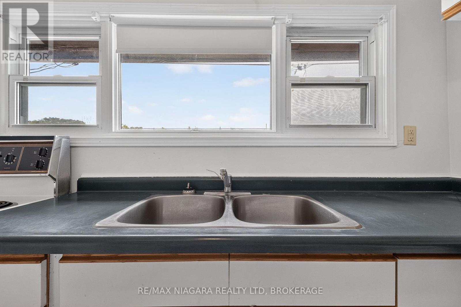 44 Lowell Avenue Property Photo 29