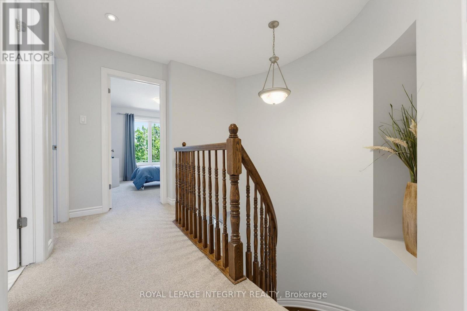 173 Silvermoon Crescent Property Photo 24