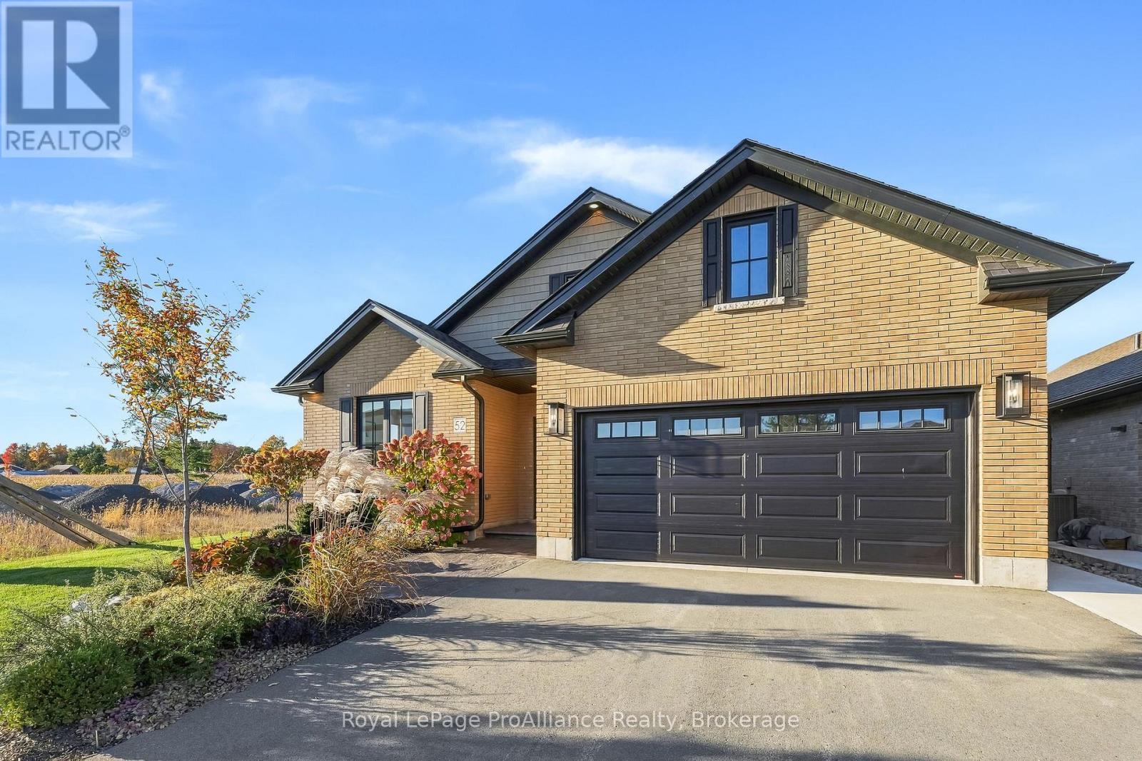 52 Beacon Drive Property Photo 3
