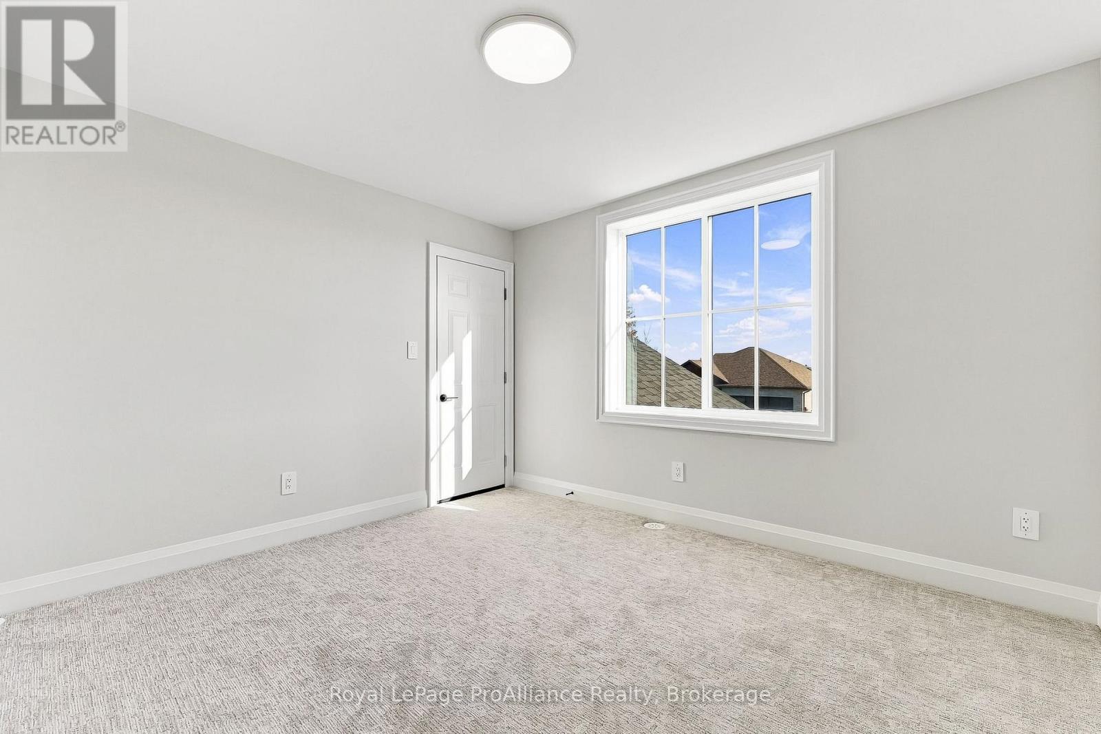 52 Beacon Drive Property Photo 35