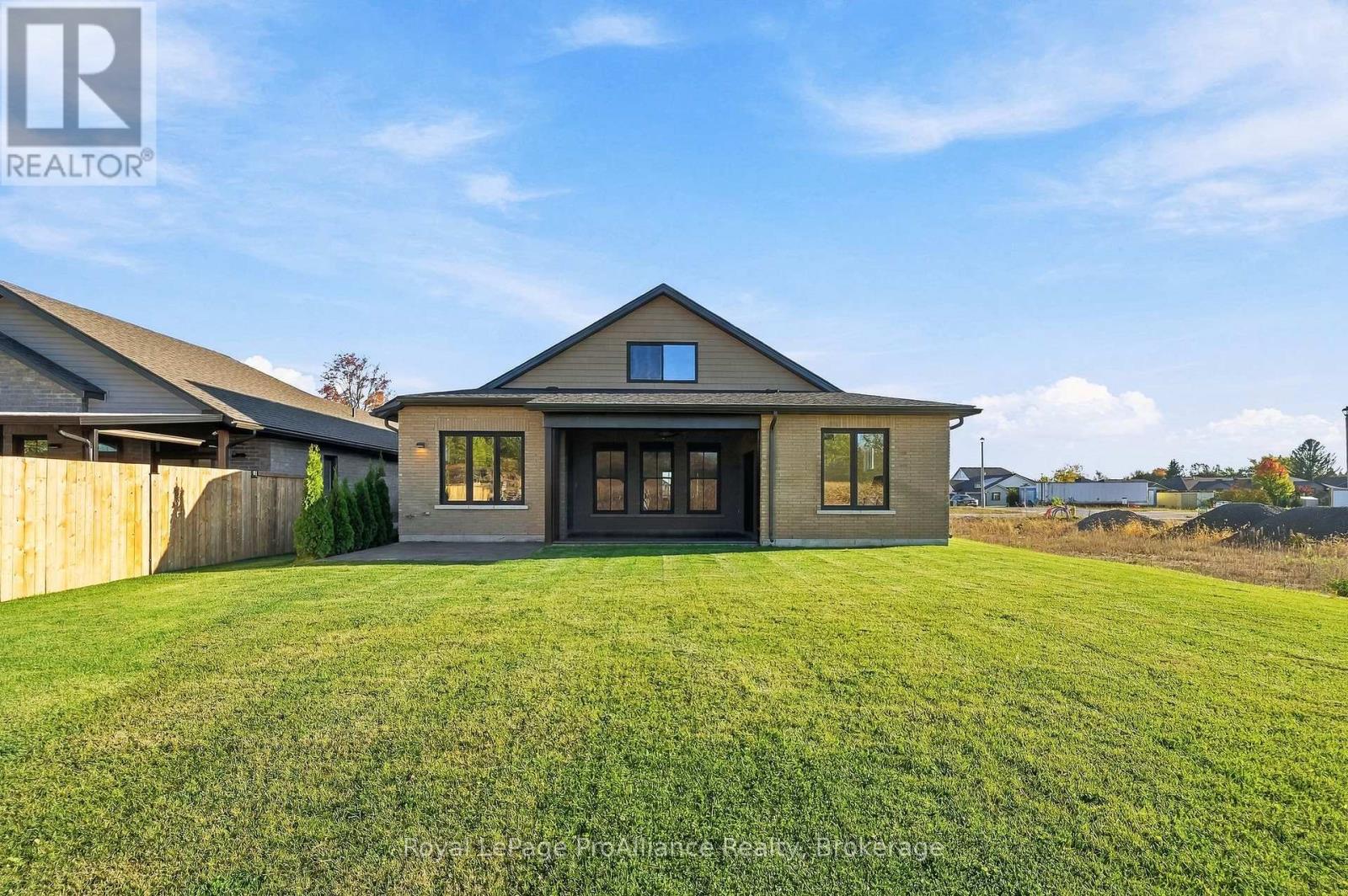 52 Beacon Drive Property Photo 46