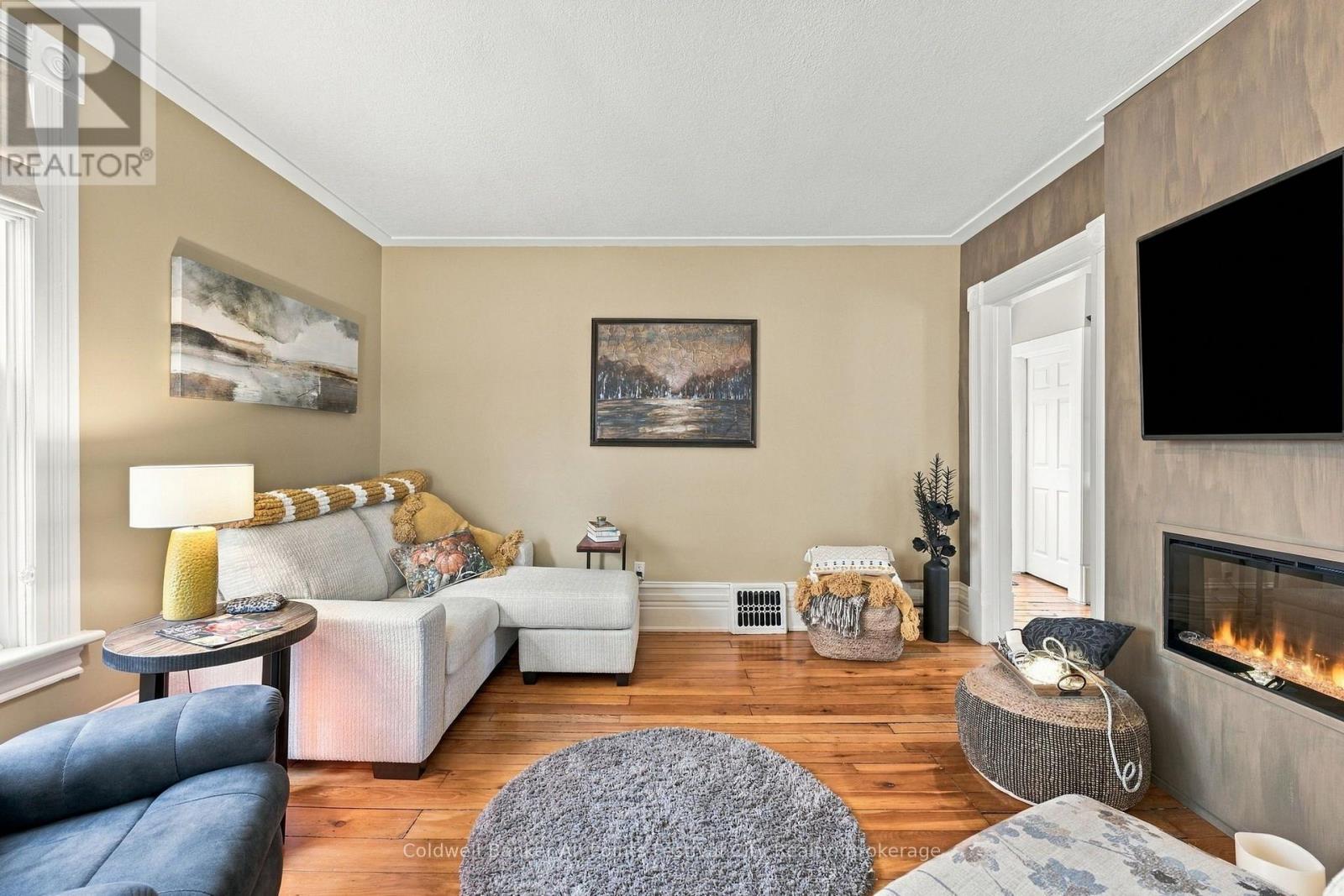 77 Napier Street Property Photo 10