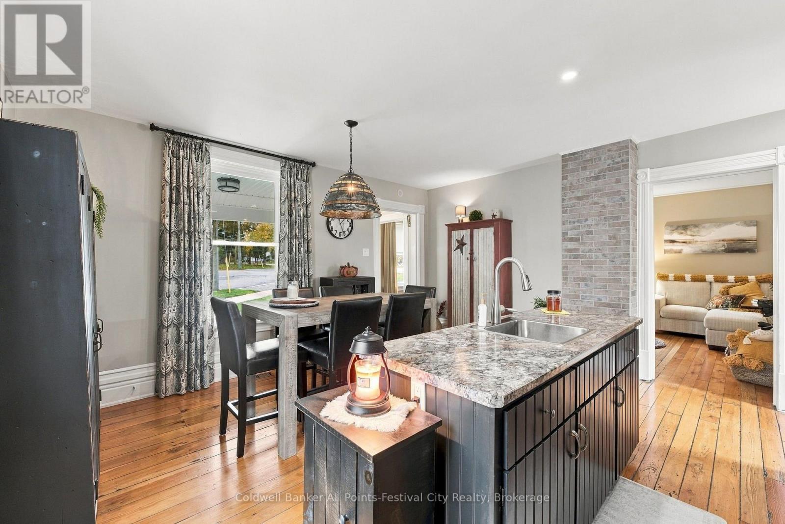 77 Napier Street Property Photo 17