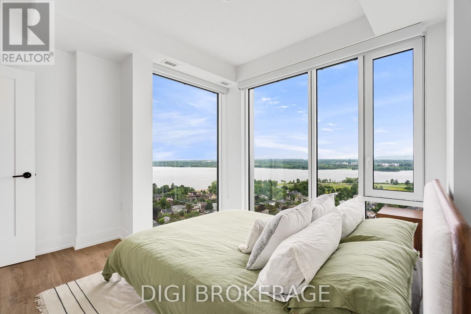 2203 - 2070 Scott Street Property Photo 18