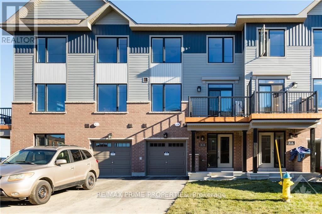 818 GLISSADE GROVE E Property Photo 1