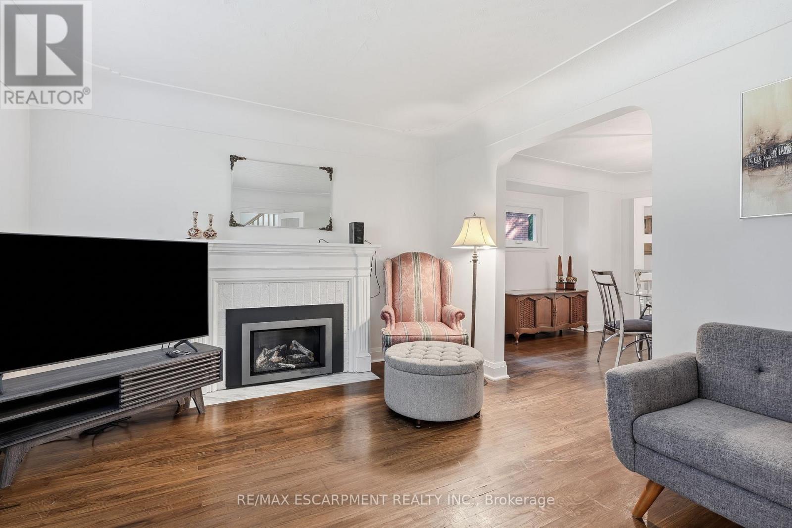 13 Allan Avenue Property Photo 4