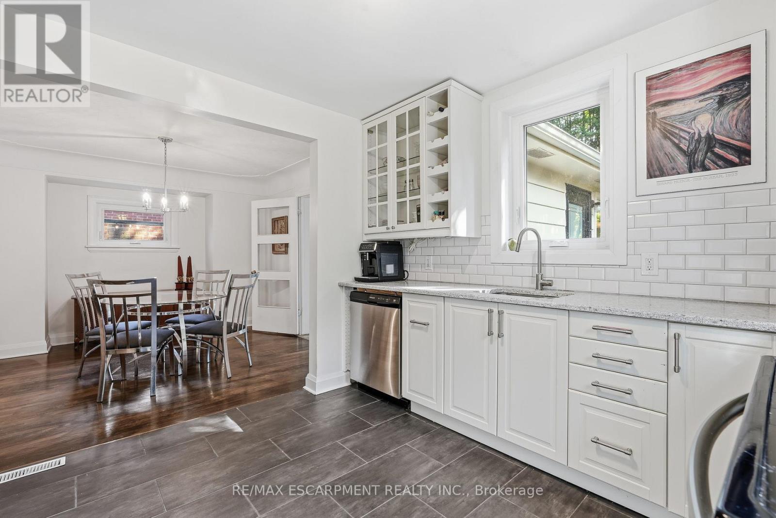 13 Allan Avenue Property Photo 7