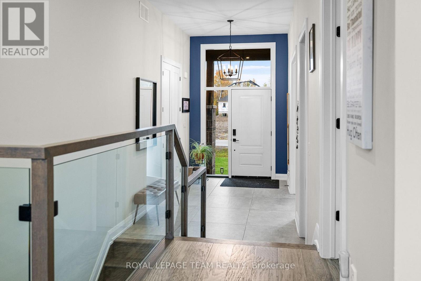 15 Rideau Crossing Crescent Property Photo 4
