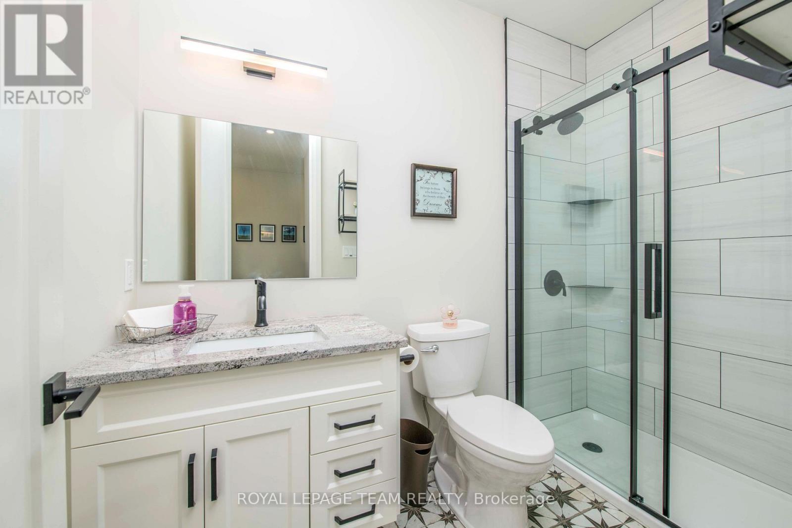 15 Rideau Crossing Crescent Property Photo 32